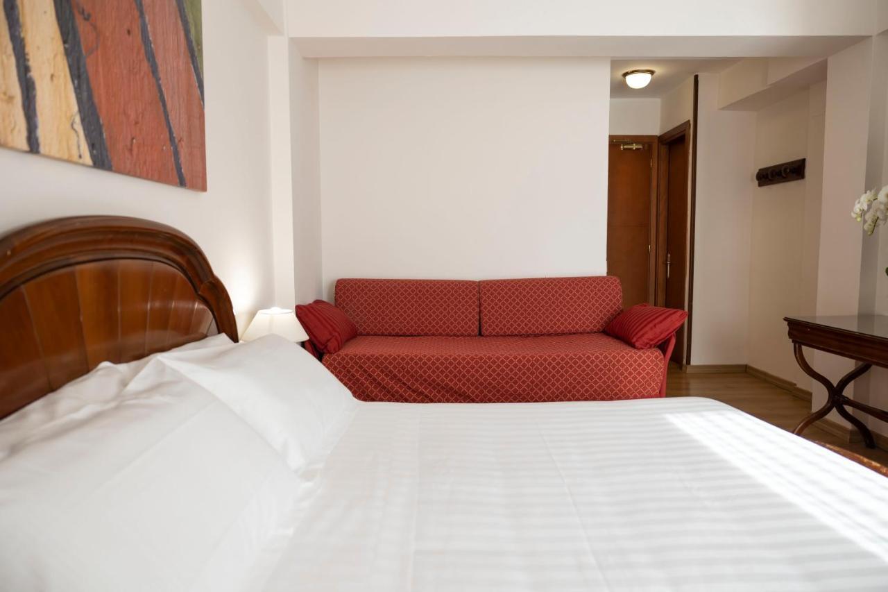 Grand Hotel Del Parco เปสกัสเซโรลี ห้อง รูปภาพ