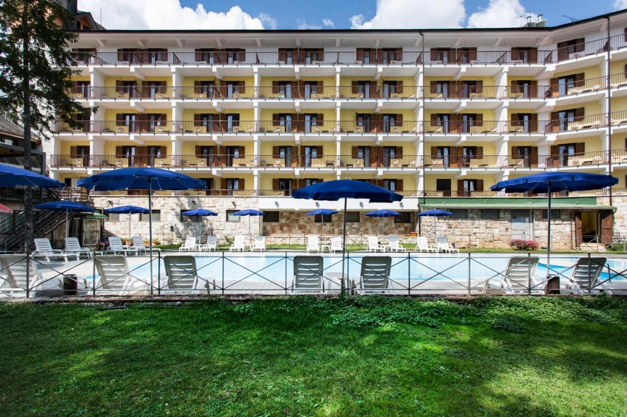 Grand Hotel Del Parco เปสกัสเซโรลี ภายนอก รูปภาพ