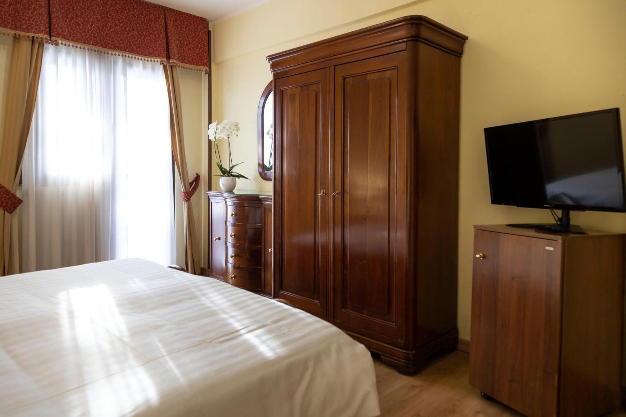 Grand Hotel Del Parco เปสกัสเซโรลี ห้อง รูปภาพ