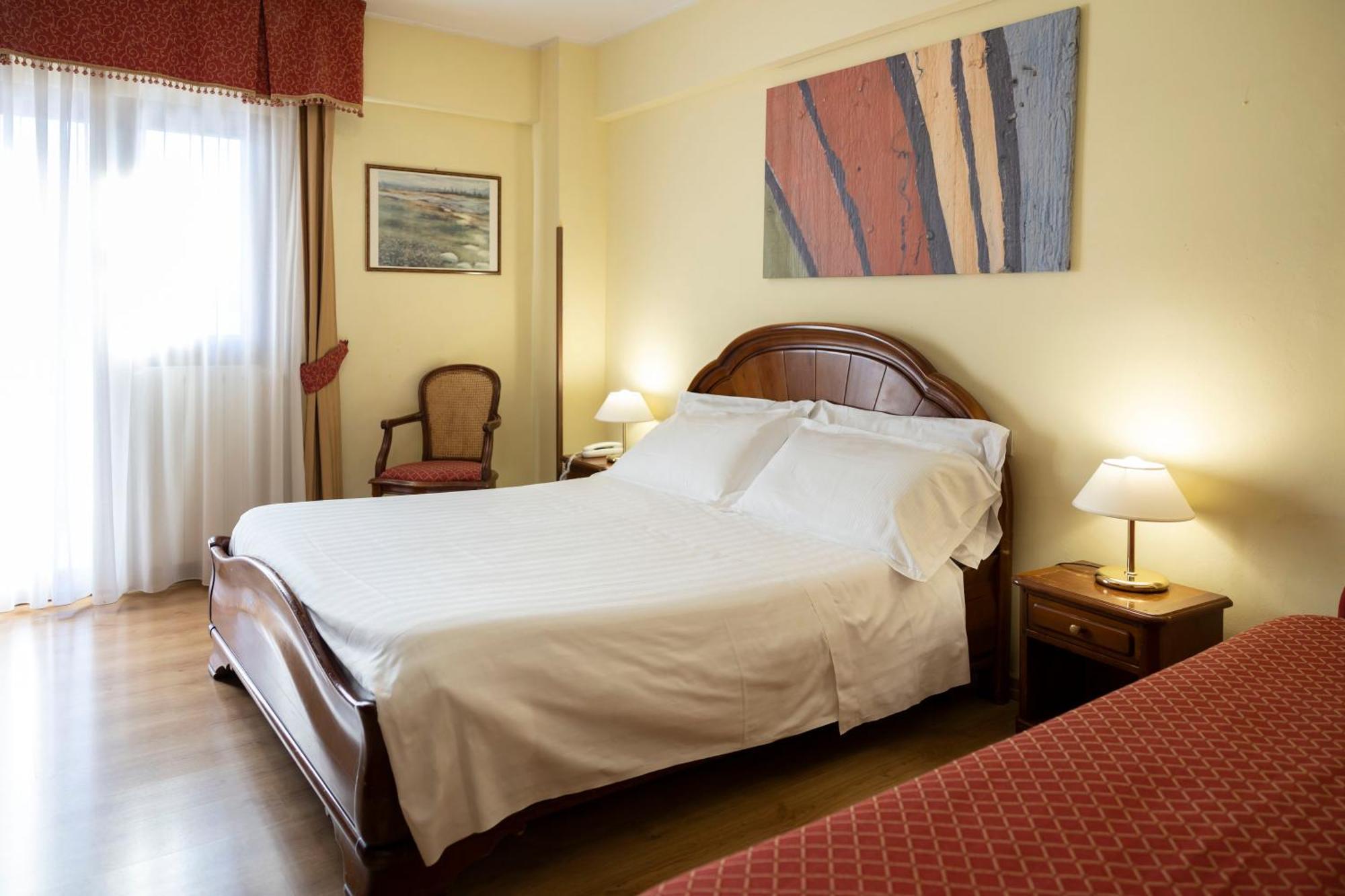 Grand Hotel Del Parco เปสกัสเซโรลี ห้อง รูปภาพ